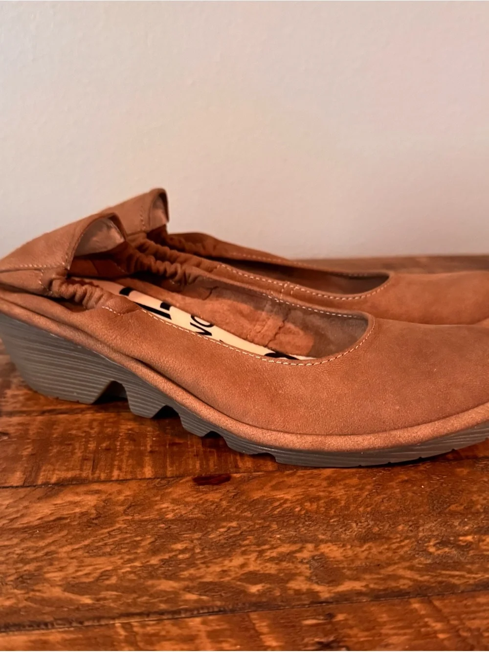 Fly London Women's Pled/Cupido Brown Wedge Slip-On Wedge Flat
